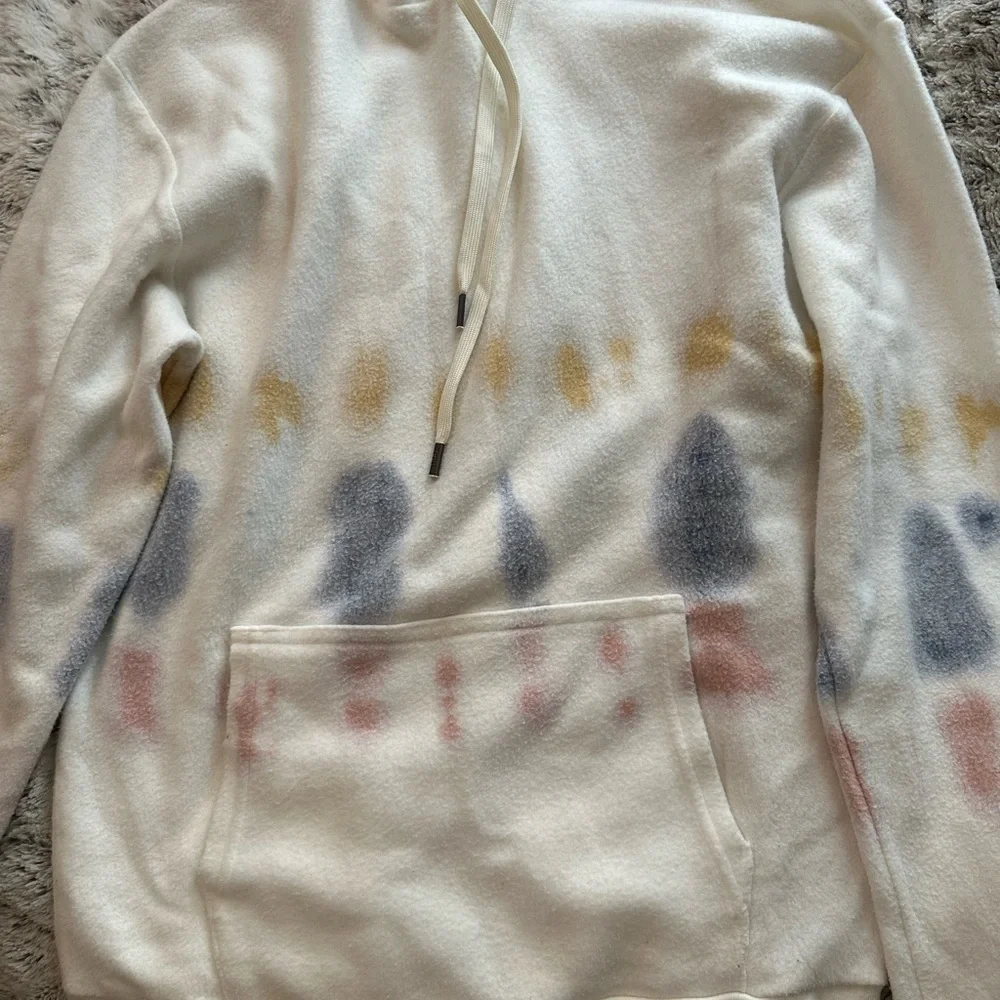 Feat hoodie - Picture 4 of 4